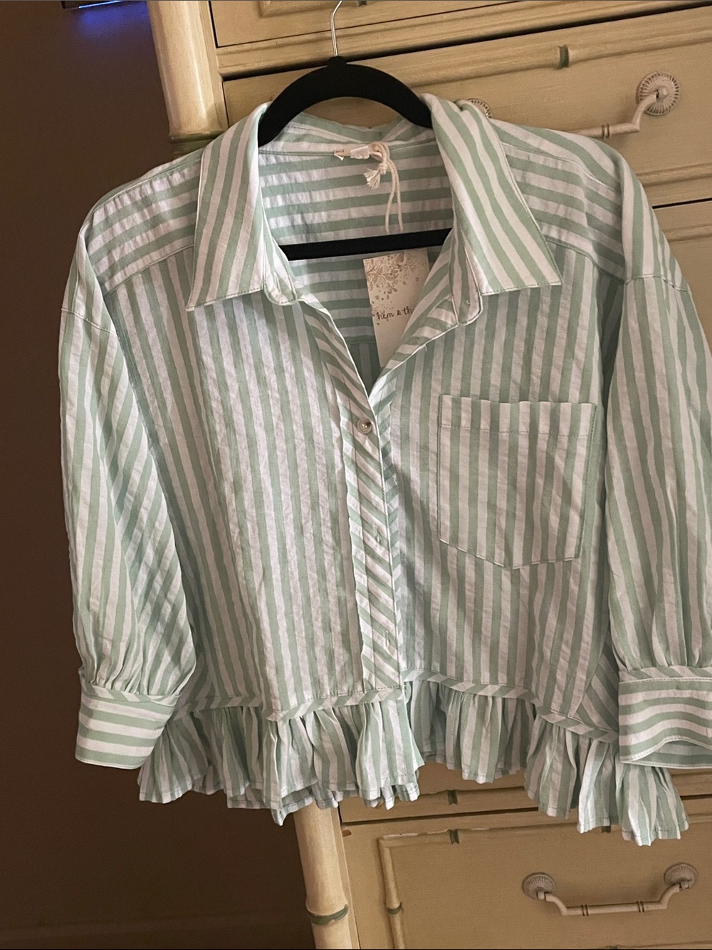 Hem & Thread Mint Green and White Striped Button-Up with Ruffle Hem size Large